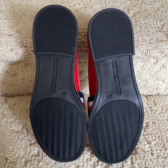 NIB! Tommy Hilfiger Classic Penny loafer, Karvel. Size 6.5 M. - Picture 6 of 8